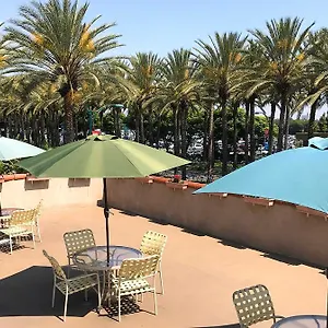 Kings At The Park & Convention Center Motel Anaheim
