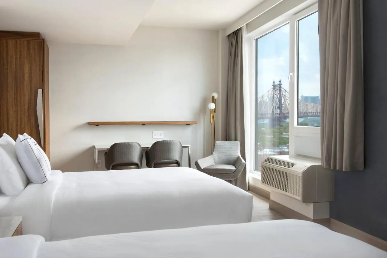 Towneplace Suites By Marriott New York Long Island City 3*,